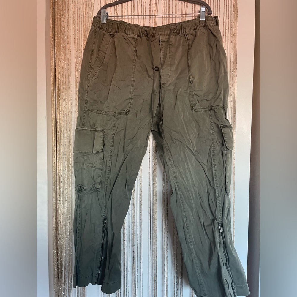 Abercrombie & Fitch Cargo Pants | Size XL | Good Used Condition